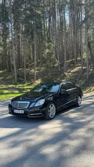 Mercedes-benz E-klasse 2011 Diesel në Deçan