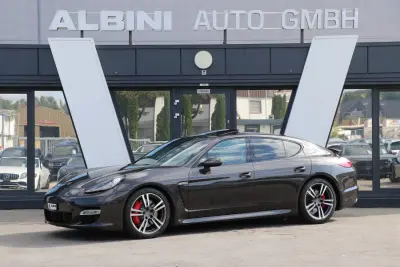 Porsche Panamera 2011 Petrol në Riedmattstrasse 8, 8153 Rümlang