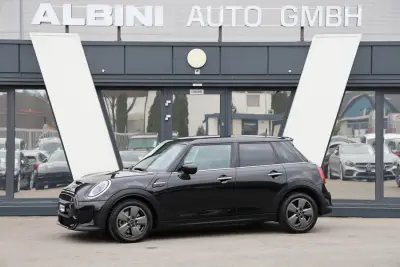 Mini Mini 2022 Petrol në Riedmattstrasse 8, 8153 Rümlang