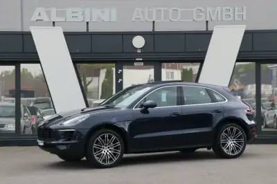 Porsche Macan 2018 Petrol në Riedmattstrasse 8, 8153 Rümlang