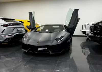 Lamborghini Aventador 2015 Petrol në Zvicër