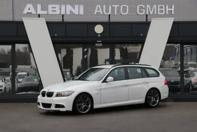 Bmw 3er 2011 Petrol në Riedmattstrasse 8, 8153 Rümlang