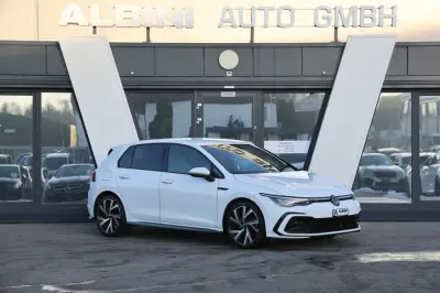 Vw Golf Viii 2022 Petrol në Riedmattstrasse 8, 8153 Rümlang