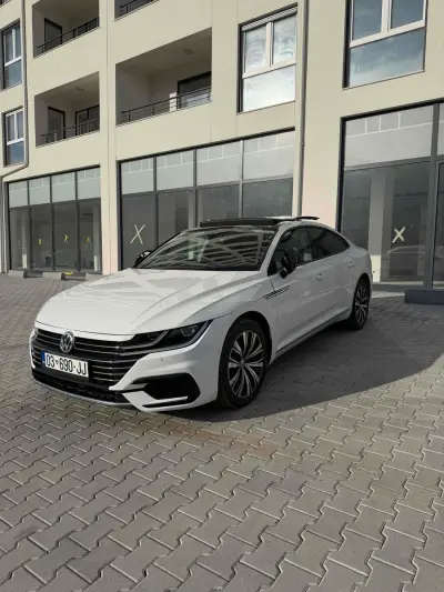 Vw Arteon 2019 petrol në Peja