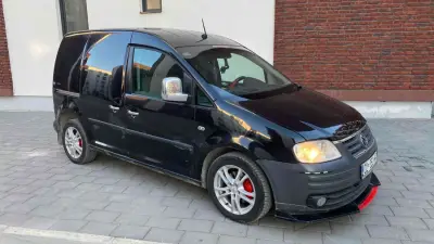 Vw Caddy 2006 diesel në Mitrovica