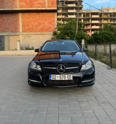 Mercedes-benz C 220 2012 diesel në Vushtrri