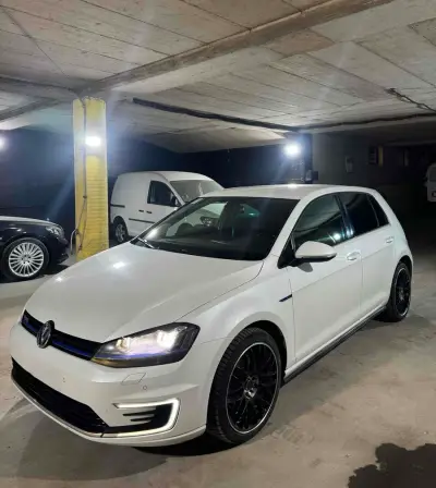 Vw Golf 2015 phev-petrol në Gjakova