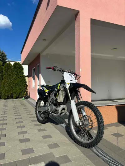 Honda Cbr 250 2015 petrol në Gjilan