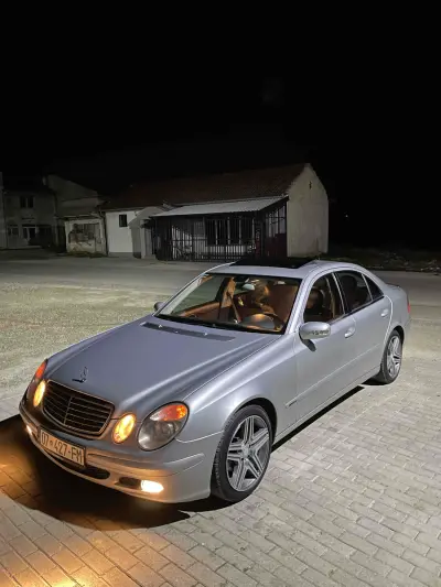 Mercedes-benz E 220 2005 diesel në Mitrovica
