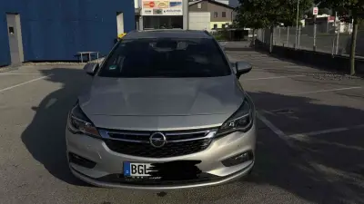 Opel Astra 2017 diesel në Freilassing 