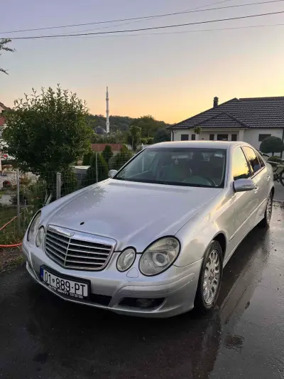 Mercedes-benz E 270 2003 diesel në Lipjan
