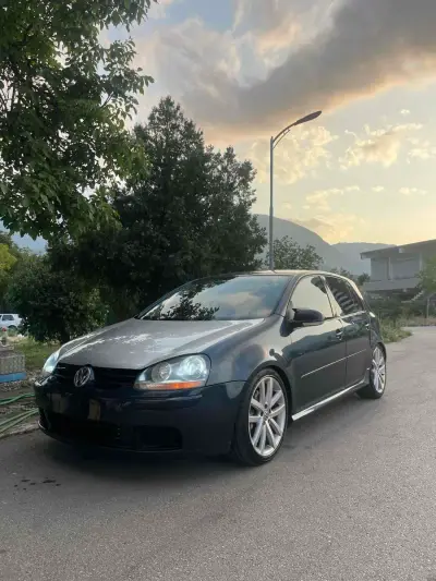 Vw Golf V 2004 në Peja