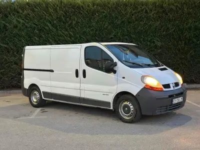 Renault Trafic 2003 diesel në Peja