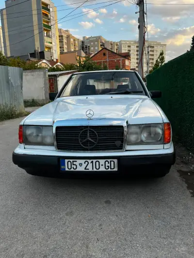 Mercedes-benz 200 1989 diesel në Ferizaj