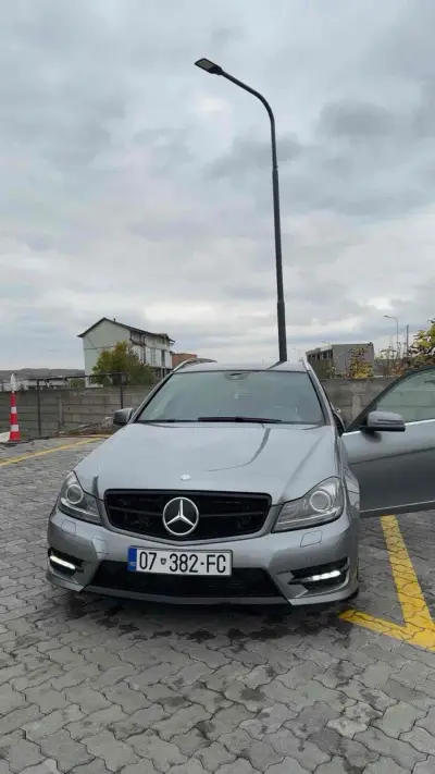 Mercedes-benz C 250 2014 diesel në Gjakova