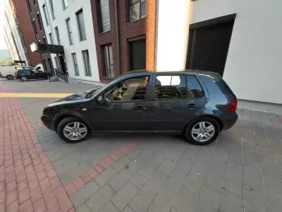 Vw Golf Iv 2002 në Mitrovica